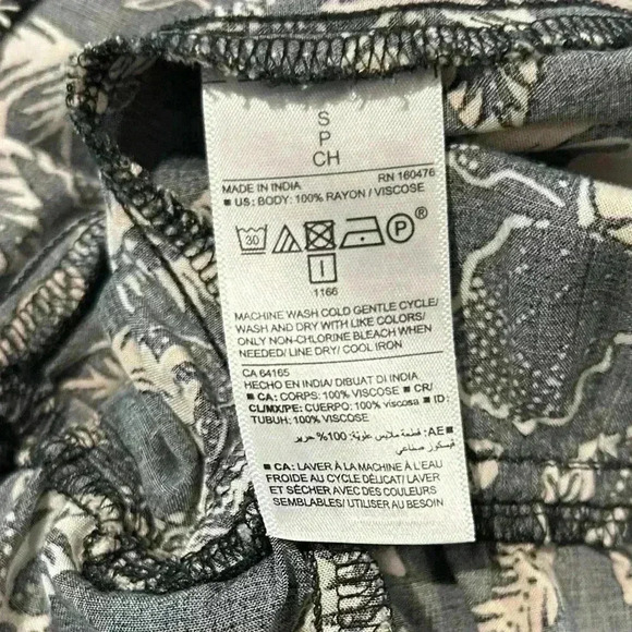 Old Navy Women Romper Sz S Black Tan Sleeveless Split Back Pockets Shorts Summer - Picture 13 of 13